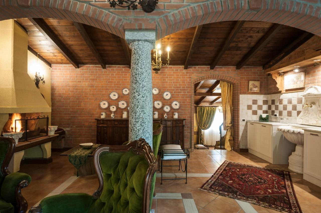Podere Sant'Angelo Aparthotel Vernasca Exterior photo